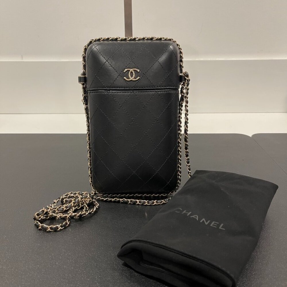 Chanel Chain Around Phone Holder Black Lambskin (JB1414)